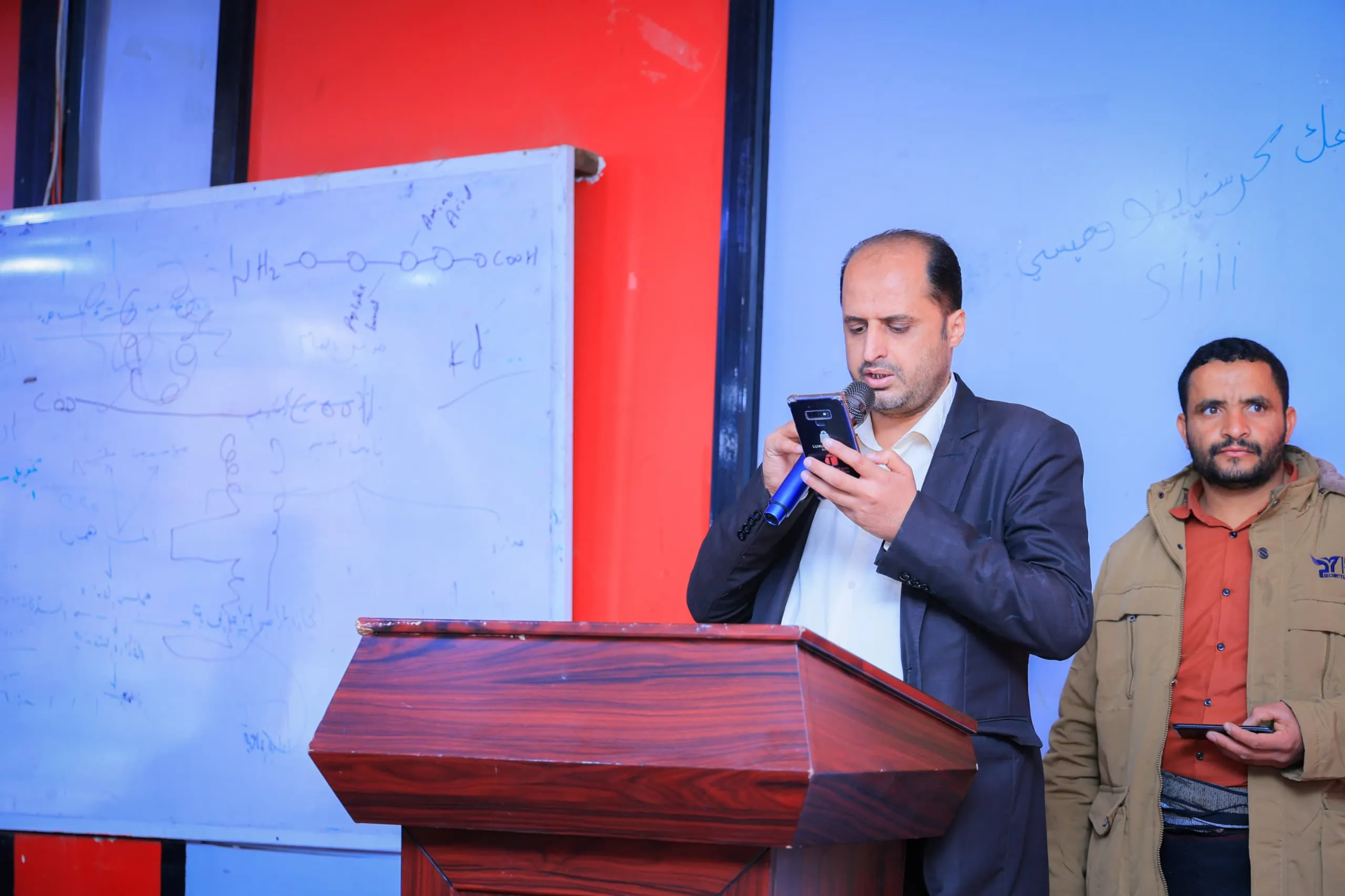 The Faculty of Dentistry and the Faculty of Engineering at the university commemorate the anniversary of the martyr with an intellectual seminar entitled: "Martyrdom is a great divine gift and an eternal, everlasting glory."