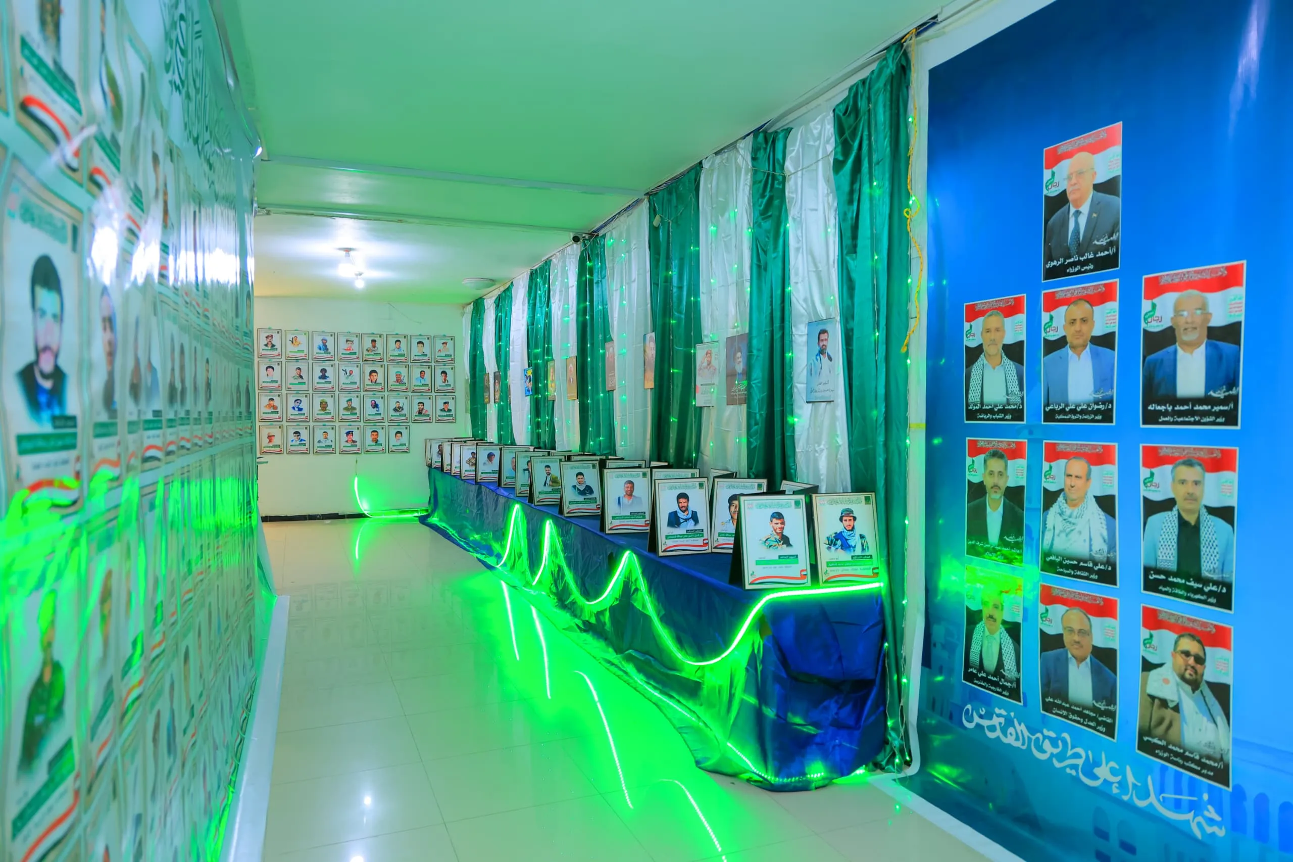 The photo and sculpture exhibition was inaugurated as part of the annual commemoration of the martyr at the United Arab Emirates University.