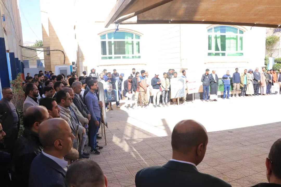 The UAE University organizes a solidarity stand with the Palestinian people under the slogan "Our position is firm... and the mobilization continues."