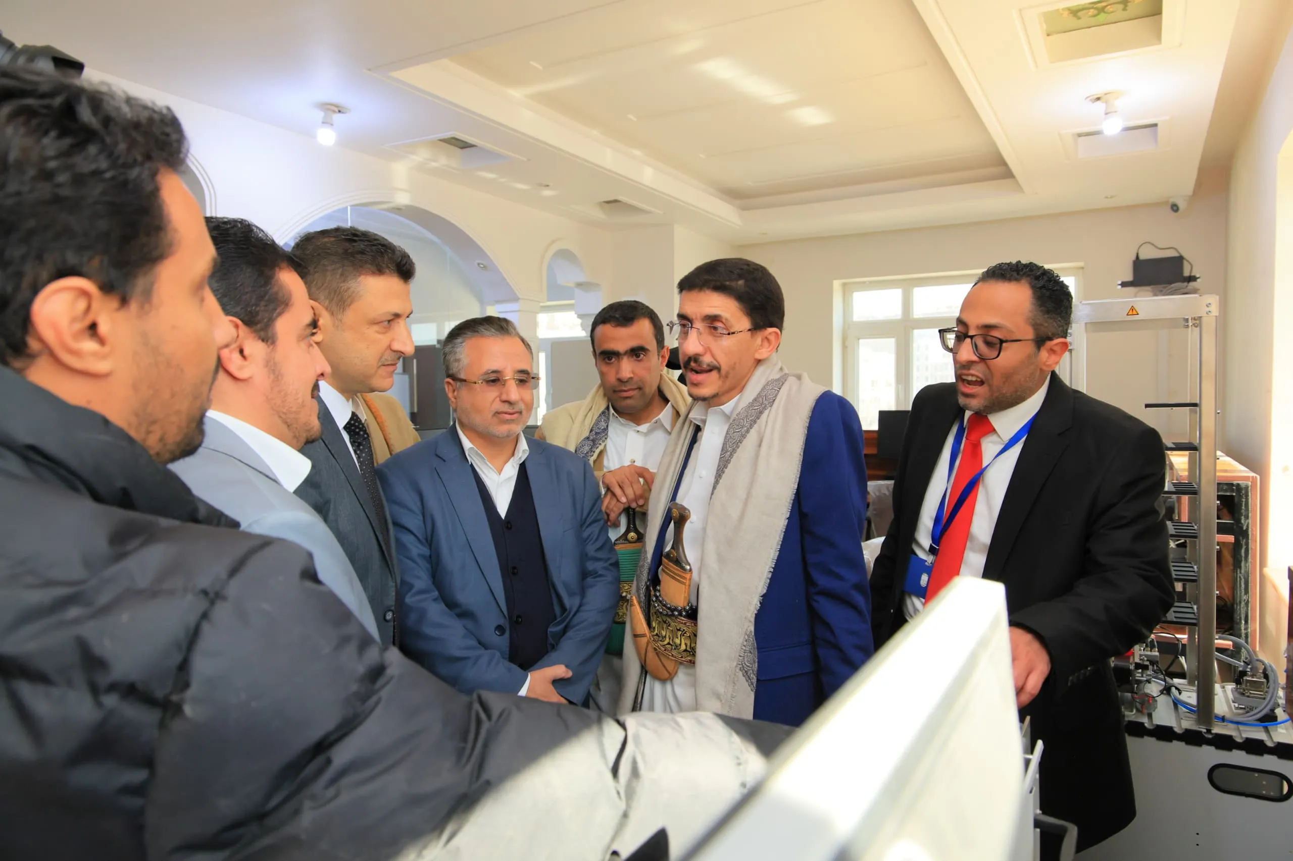 وزير التربية يدشن المستوى الثاني من دورات " طوفان الأقصى" بالجامعة الإماراتية الدولية