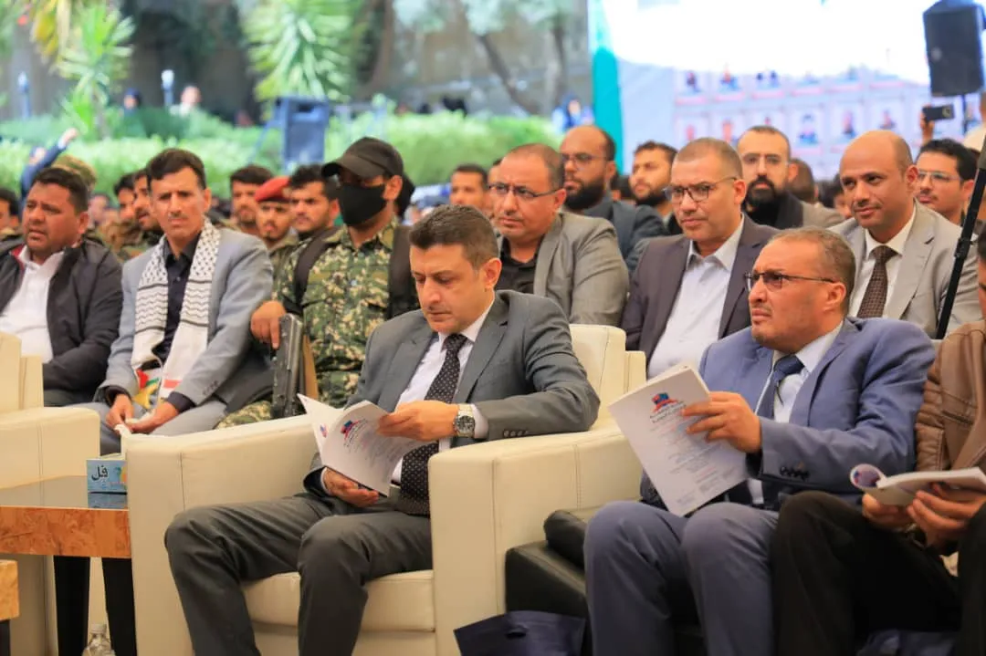 وزير التربية والتعليم يطّلع على التجهيزات الحديثة بكلية الهندسة ويشهد فعالية التميّز البحثي في الجامعة الإماراتية الدولية