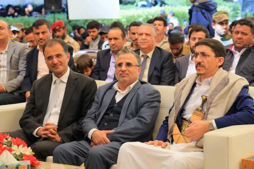 وزير التربية والتعليم يطّلع على التجهيزات الحديثة بكلية الهندسة ويشهد فعالية التميّز البحثي في الجامعة الإماراتية الدولية