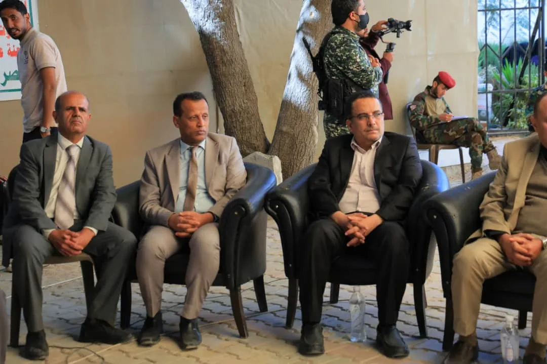 وزير التربية والتعليم يطّلع على التجهيزات الحديثة بكلية الهندسة ويشهد فعالية التميّز البحثي في الجامعة الإماراتية الدولية