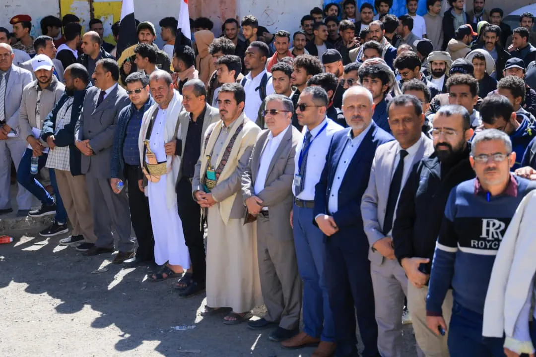 The Emirates International University organizes a massive solidarity rally with the Palestinian people under the slogan "Those who disbelieve wish that you would be negligent."