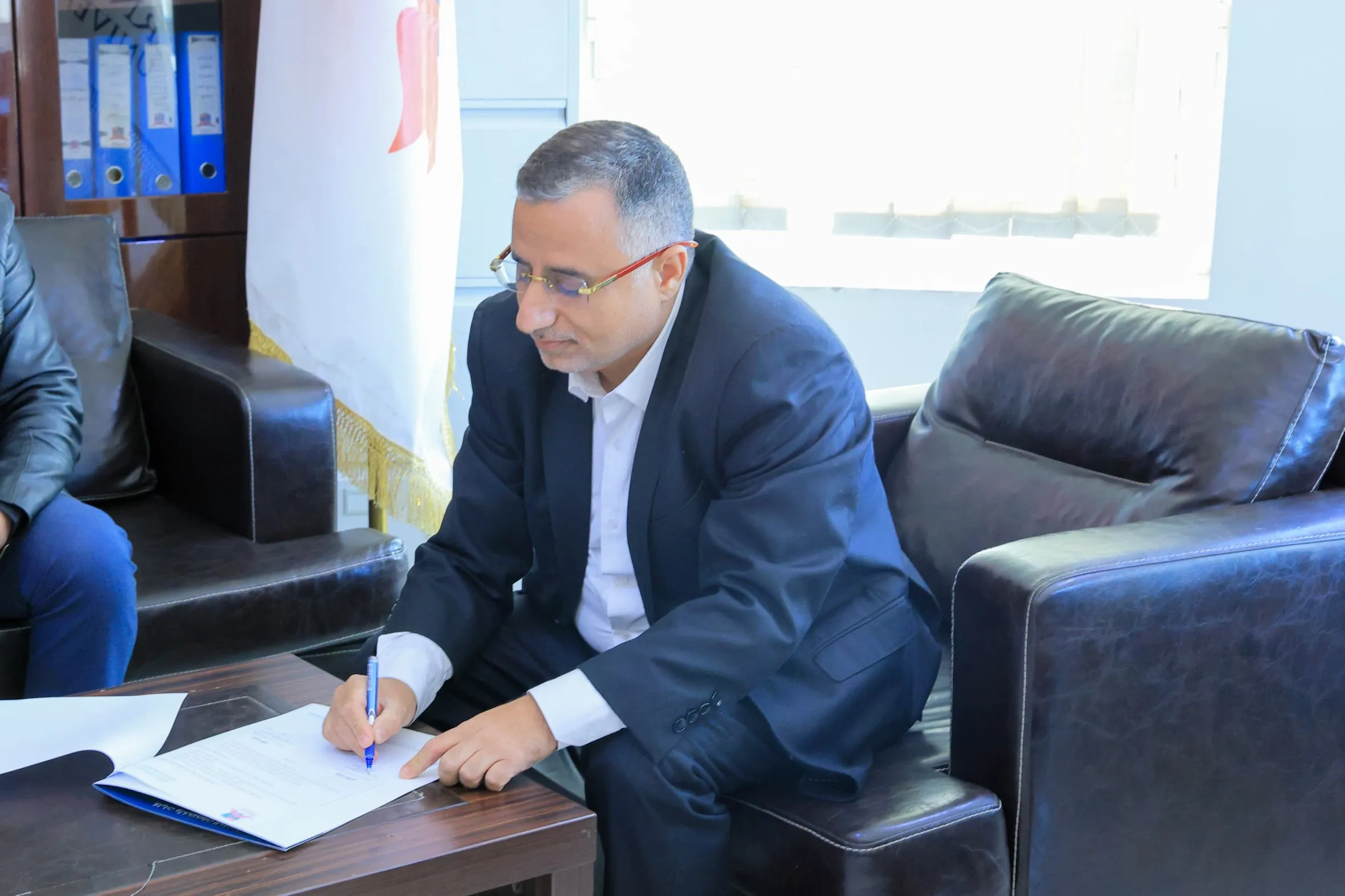 الجامعة الإماراتية الدولية توقّع عقد تعاون وشراكة لتوفير التأمين الصحي التكافلي لمنتسبيها