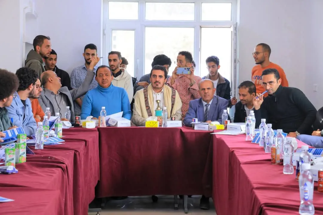 Discussion of graduation project plans continues at the College of Engineering and Information Technology for the academic year 1447 AH