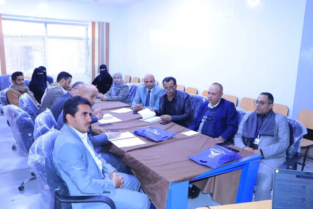 عمادة الدراسات العليا بالجامعة تدشّن أول مناقشة لخطط أبحاث الماجستير في إدارة الأعمال