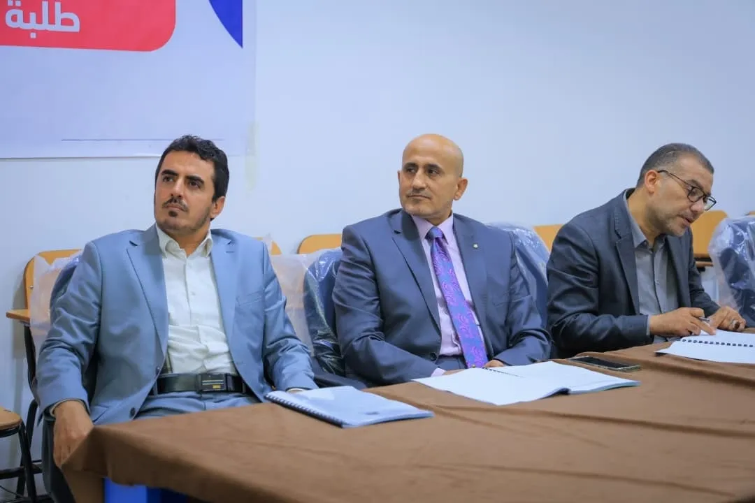 عمادة الدراسات العليا بالجامعة تدشّن أول مناقشة لخطط أبحاث الماجستير في إدارة الأعمال