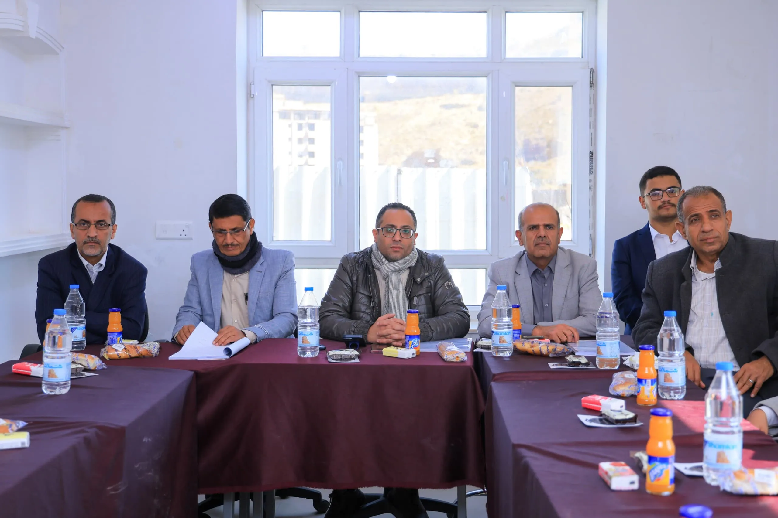 مناقشة خطط مشاريع تخرج قسمي هندسة النفط والغاز والهندسة الكيميائية للعام الجامعي 1447هـ