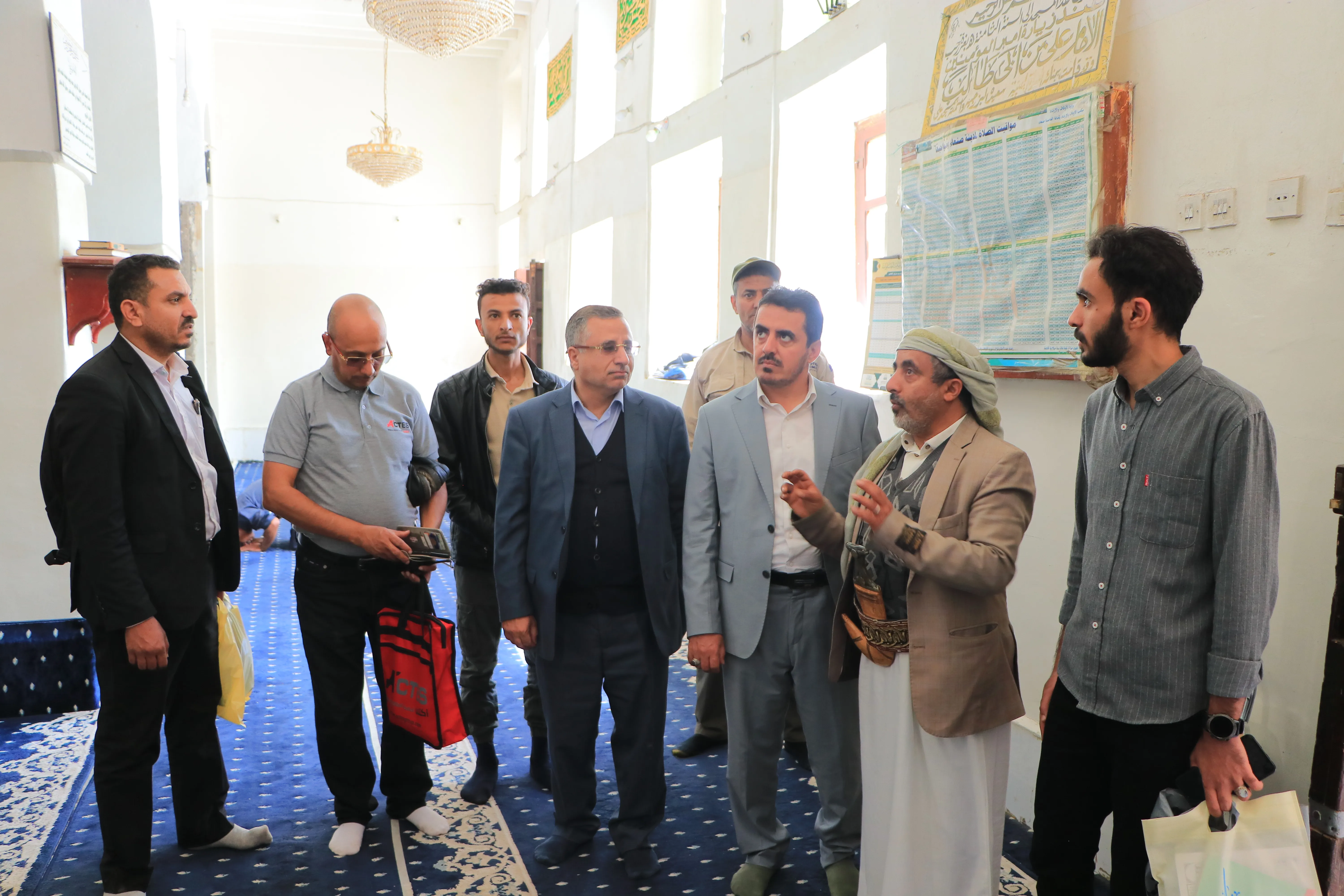 الجامعة الإماراتية تحيي ذكرى جمعة رجب بفعالية خطابية حاشدة وزيارة ميدانية للمعالم الإسلامية التاريخية في صنعاء