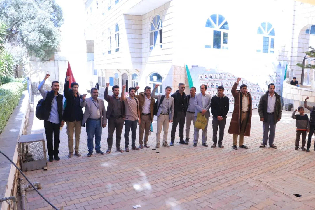 A massive rally by members of the Emirates International University affirming their faith-based identity and supporting the Quran and Palestine.