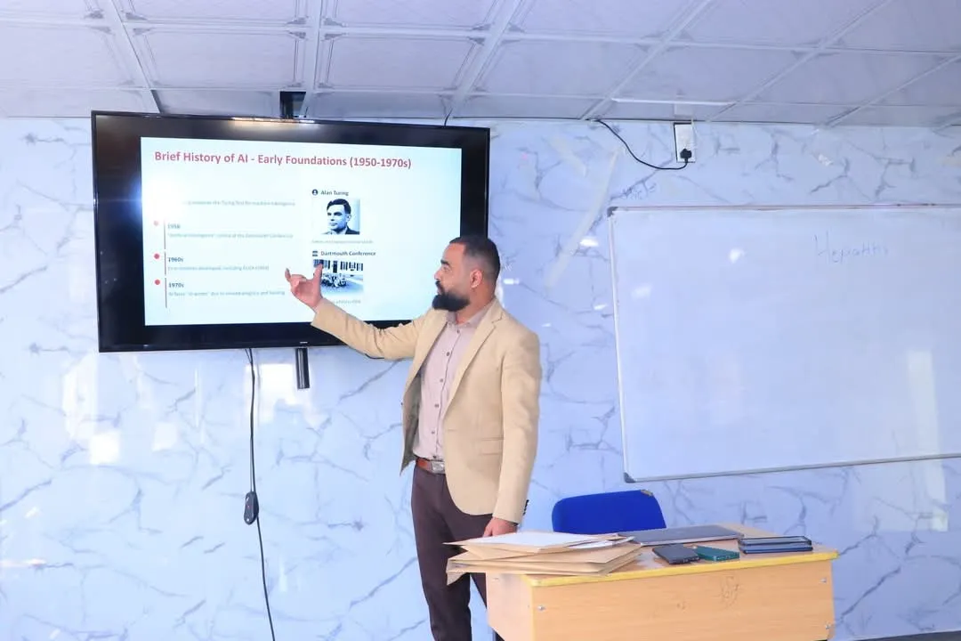 إختتام الدورة التدريبية النوعية في صناعة القرار الدوائي القائم على الأدلة والذكاء الإصطناعي لطلبة الصيدلة السريرية