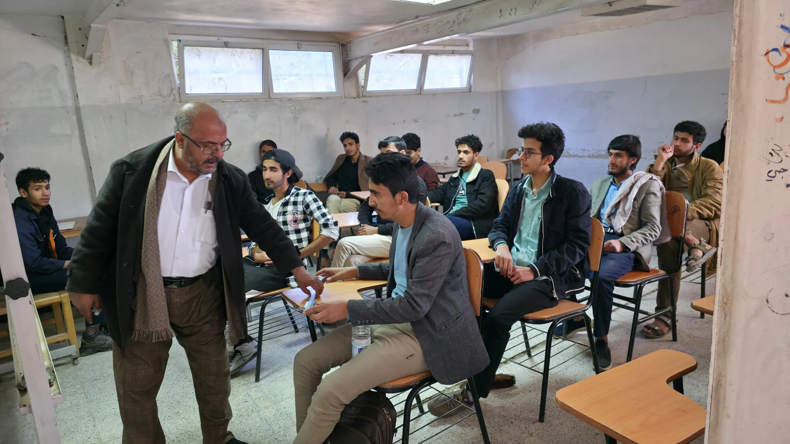 Launching the training program for mechatronics engineering students in cooperation with the Dhahban Industrial Technical Institute