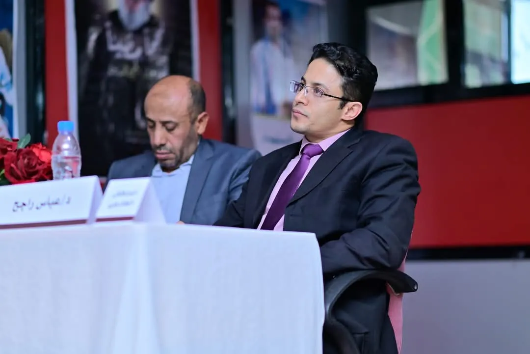 كلية الطب والعلوم الصحية تدشن الأيام العلمية لمناقشة مشاريع تخرج الدفعة الثامنة – قسم الطب البشري