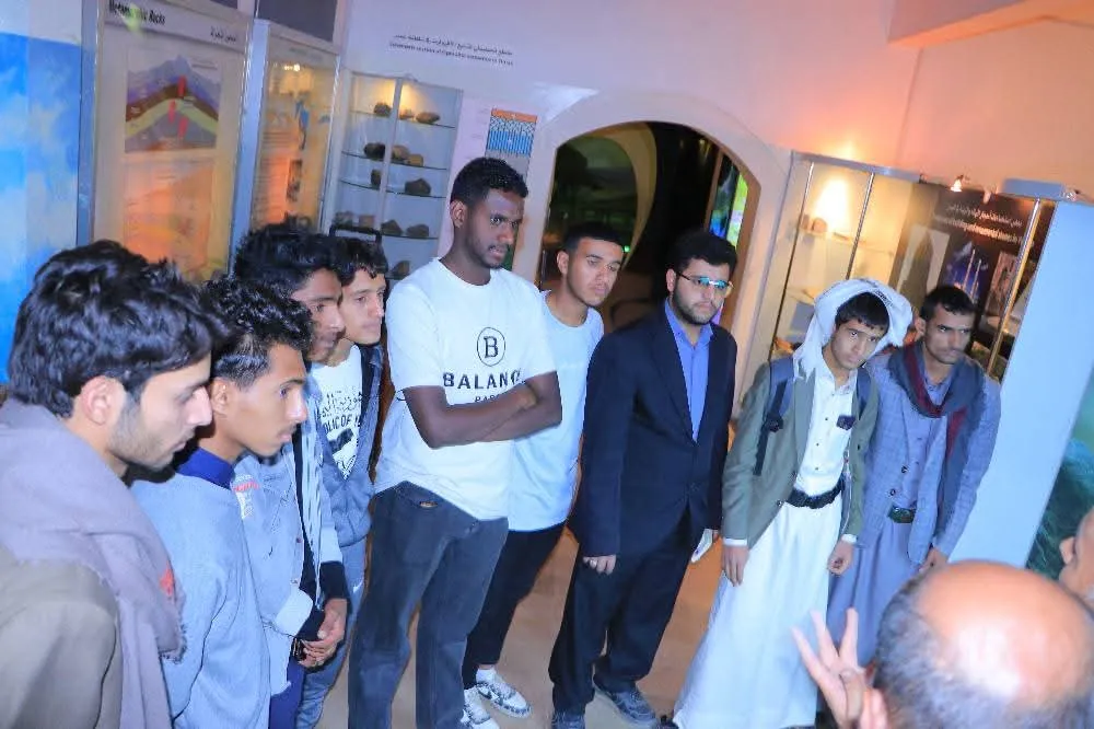 A high-quality field visit for first-year petroleum and gas engineering students to the Yemeni Geological Museum to enhance their practical and theoretical knowledge.