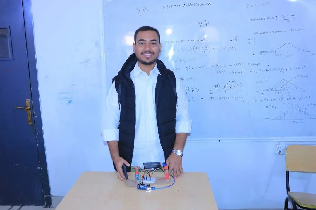 The Department of Biomedical Engineering discusses preliminary applied scientific projects for second-year students that reflect the integration between engineering and medical technology.