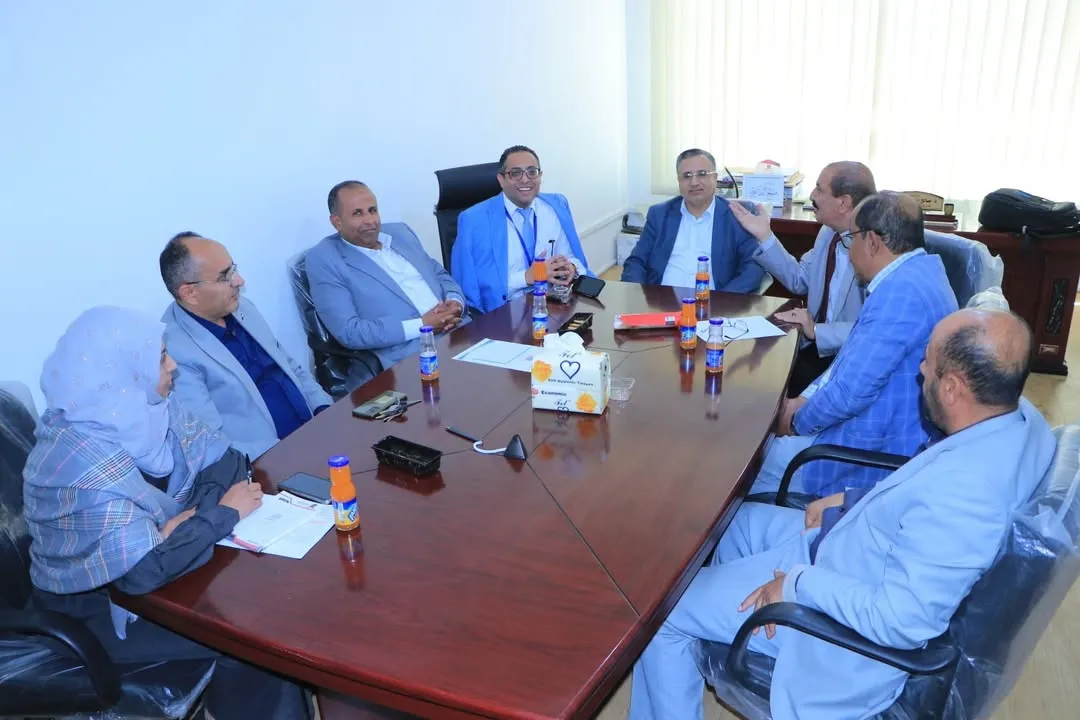 رئيس الجامعة يترأس اجتماعاً استثنائياً لمجلس كلية الطب والعلوم الصحية