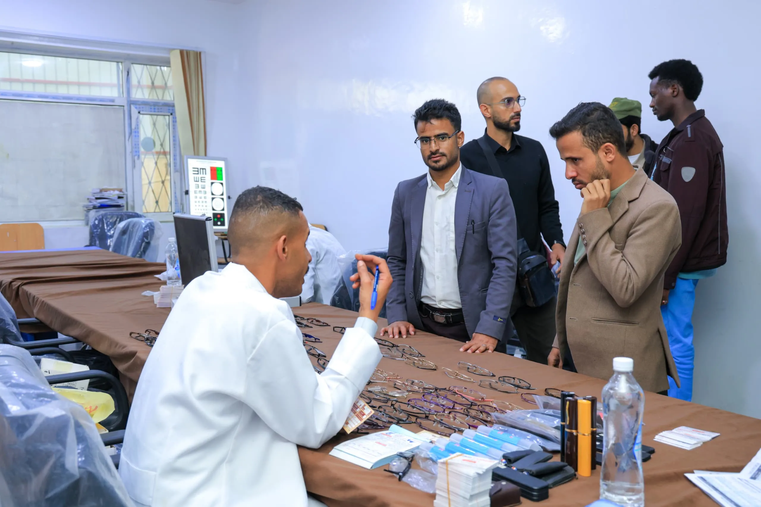 إطلاق المخيم المجاني الأول لصحة العيون في الجامعة الإماراتية بالتعاون مع مؤسسة خبراء ومستشارون