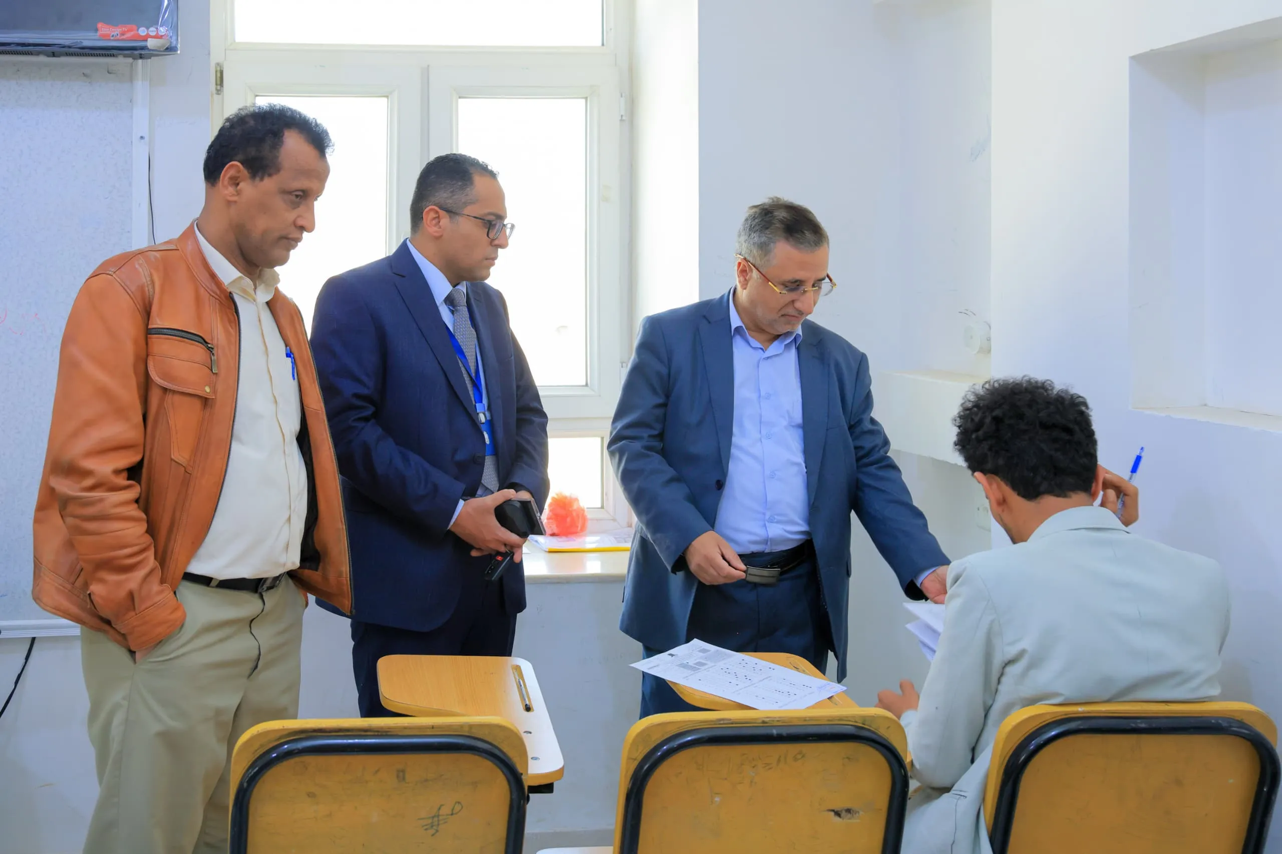 كلية الهندسة وتكنولوجيا المعلومات تدشّن الامتحانات النهائية للفصل الدراسي الثاني وسط أجواء أكاديمية منضبطة ومحفّزة