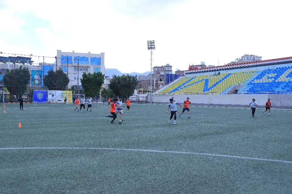 The Ramadan football league between university colleges was launched in a uniquely enthusiastic atmosphere.