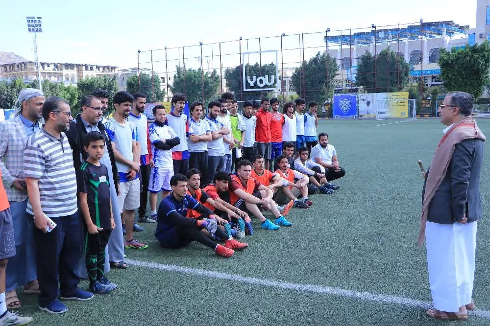 The Ramadan football league between university colleges was launched in a uniquely enthusiastic atmosphere.