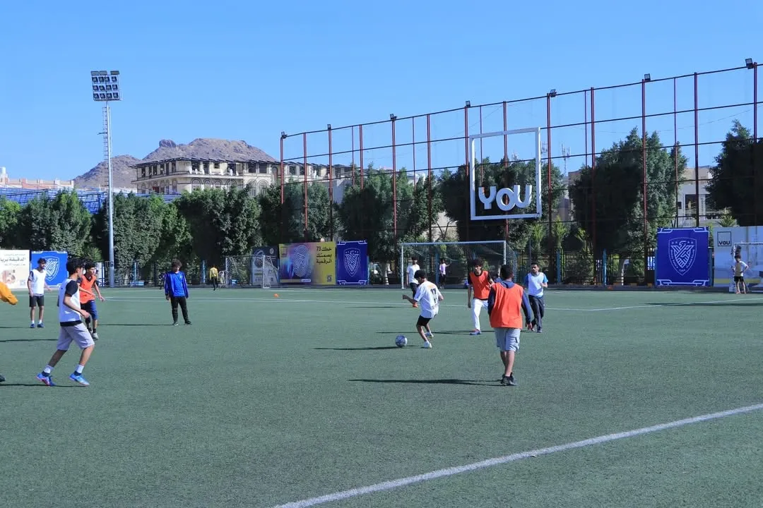 استكمال منافسات دور المجموعات في الدوري الرمضاني لكرة القدم بالجامعة الإماراتية الدولية.. وترقب لانطلاق ربع النهائي غداً