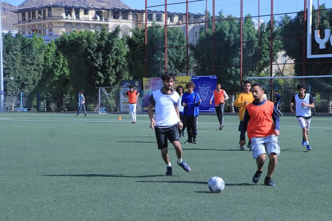 استكمال منافسات دور المجموعات في الدوري الرمضاني لكرة القدم بالجامعة الإماراتية الدولية.. وترقب لانطلاق ربع النهائي غداً