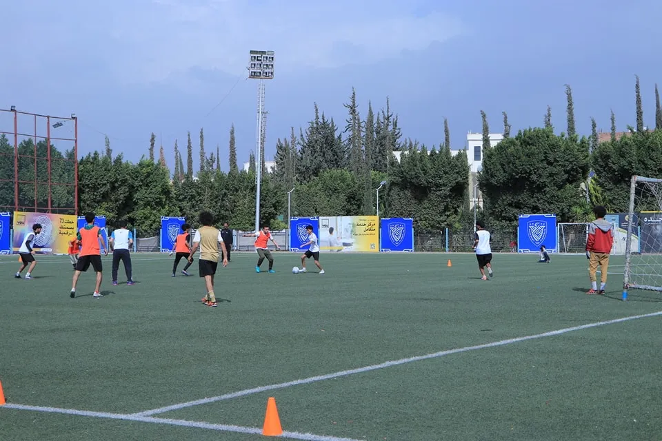 الإثارة تبلغ ذروتها في نصف نهائي الدوري الرمضاني لكرة القدم بين كليات الجامعة