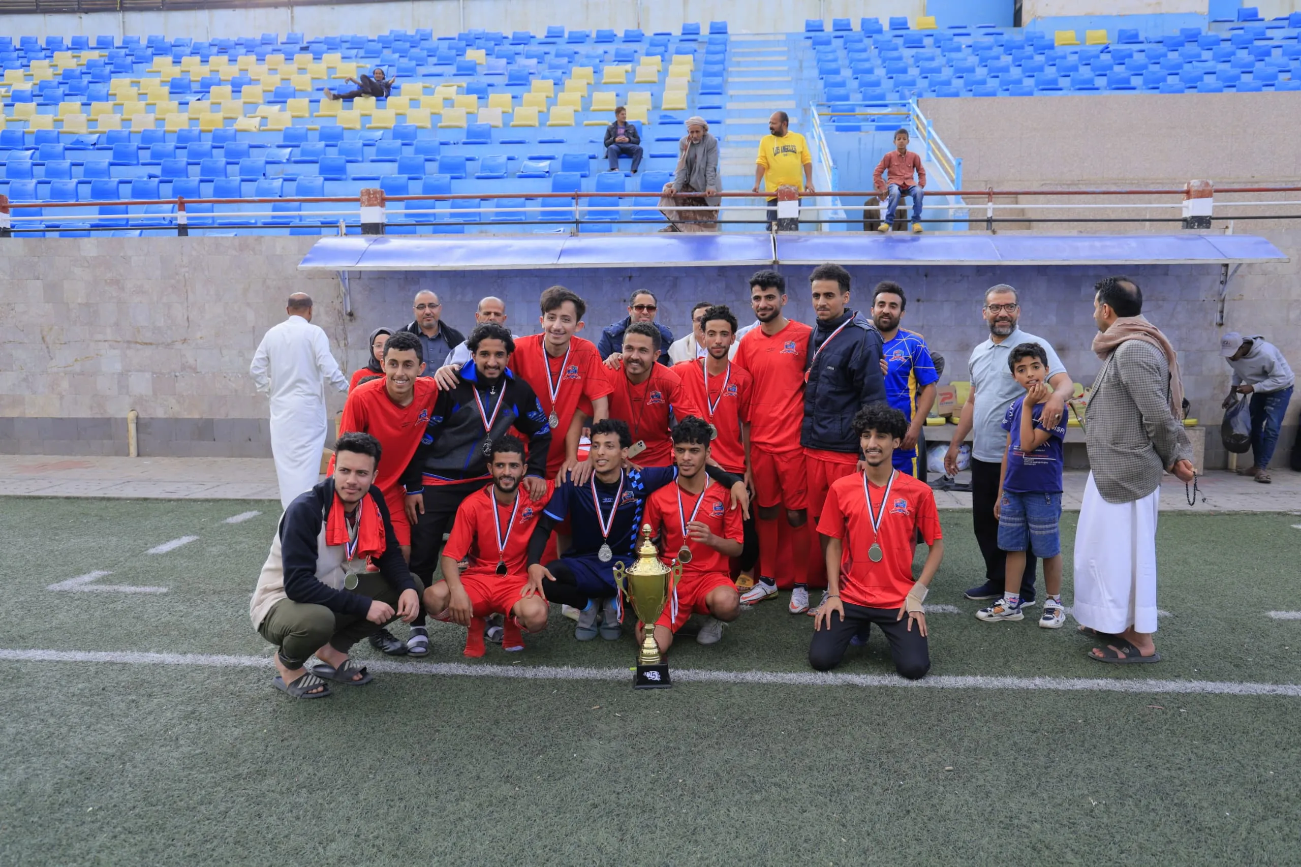 إختتام بطولة الدوري الرمضاني لكرة القدم بين كليات الجامعة بتتويج قسم العلوم المالية والمصرفية بطلاً للبطولة