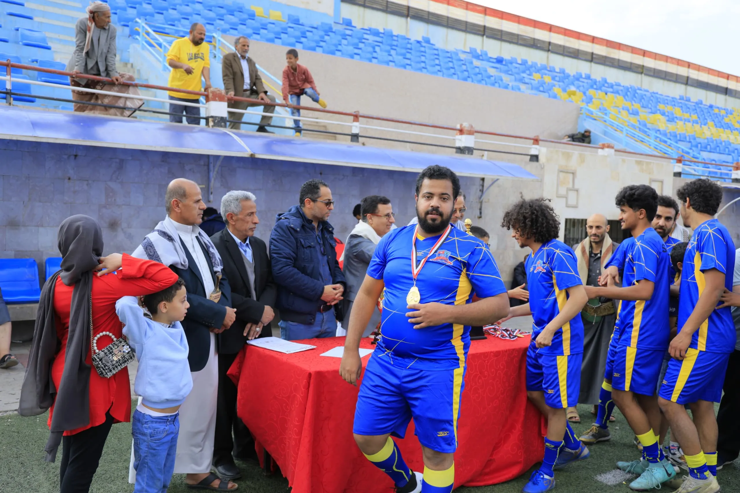 إختتام بطولة الدوري الرمضاني لكرة القدم بين كليات الجامعة بتتويج قسم العلوم المالية والمصرفية بطلاً للبطولة