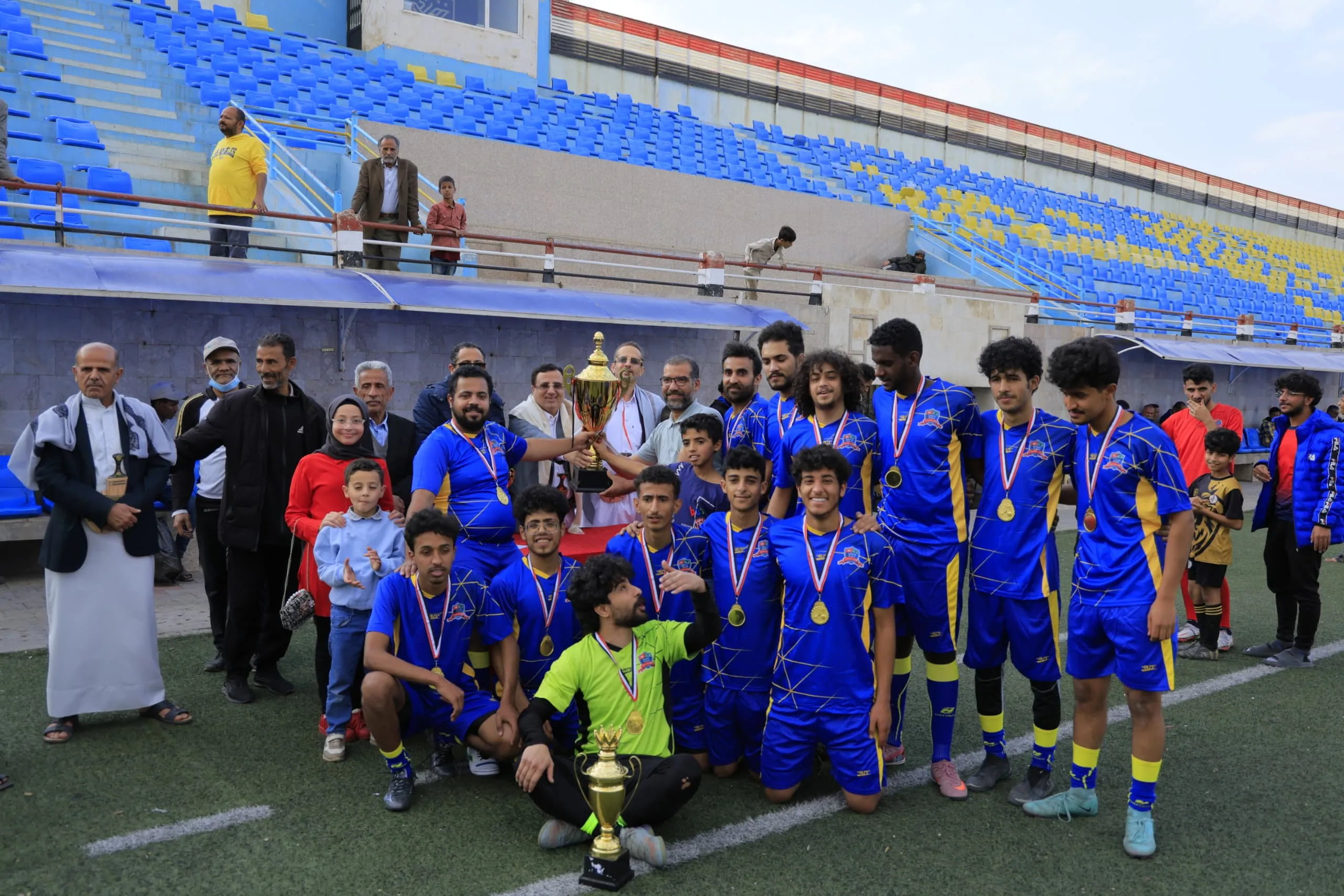 إختتام بطولة الدوري الرمضاني لكرة القدم بين كليات الجامعة بتتويج قسم العلوم المالية والمصرفية بطلاً للبطولة