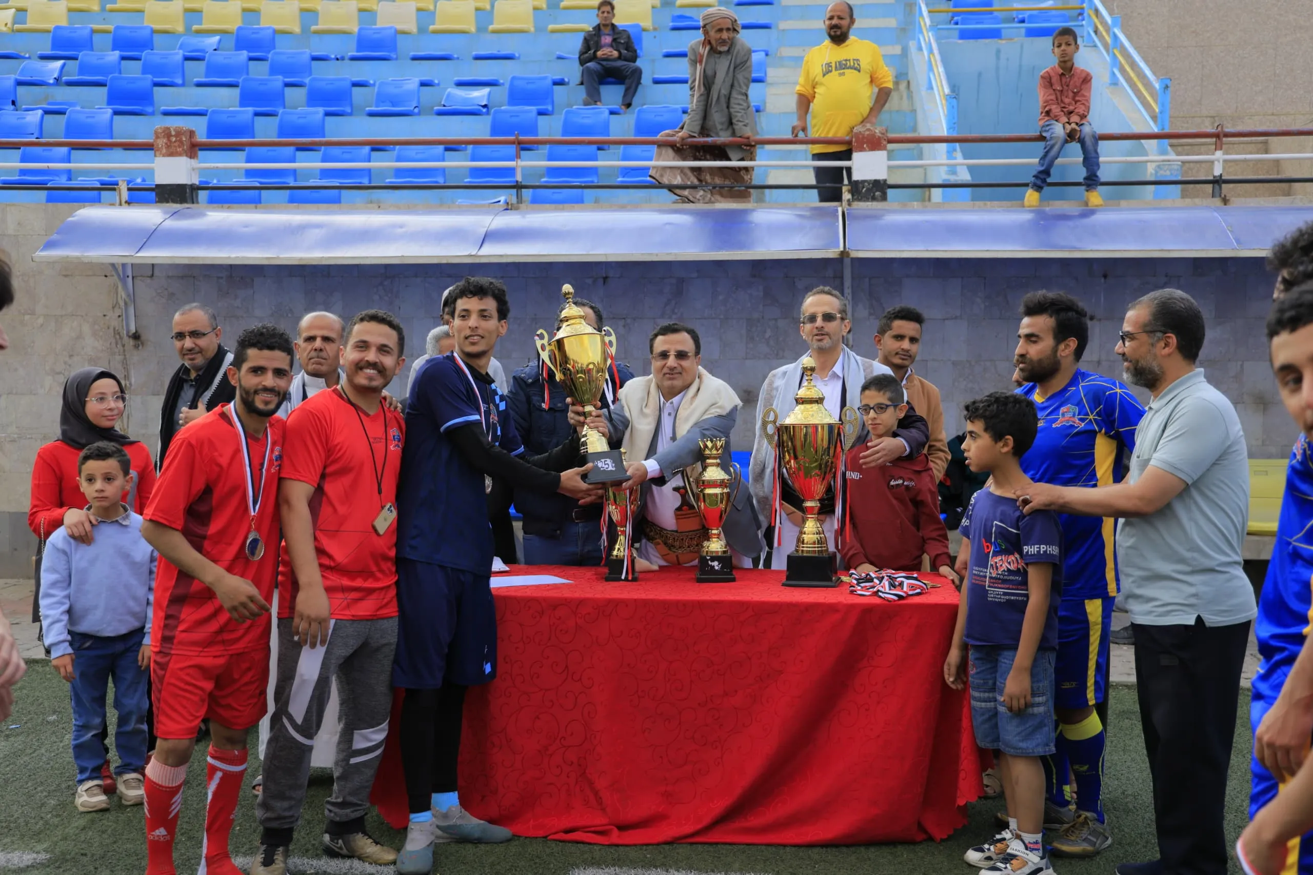 إختتام بطولة الدوري الرمضاني لكرة القدم بين كليات الجامعة بتتويج قسم العلوم المالية والمصرفية بطلاً للبطولة