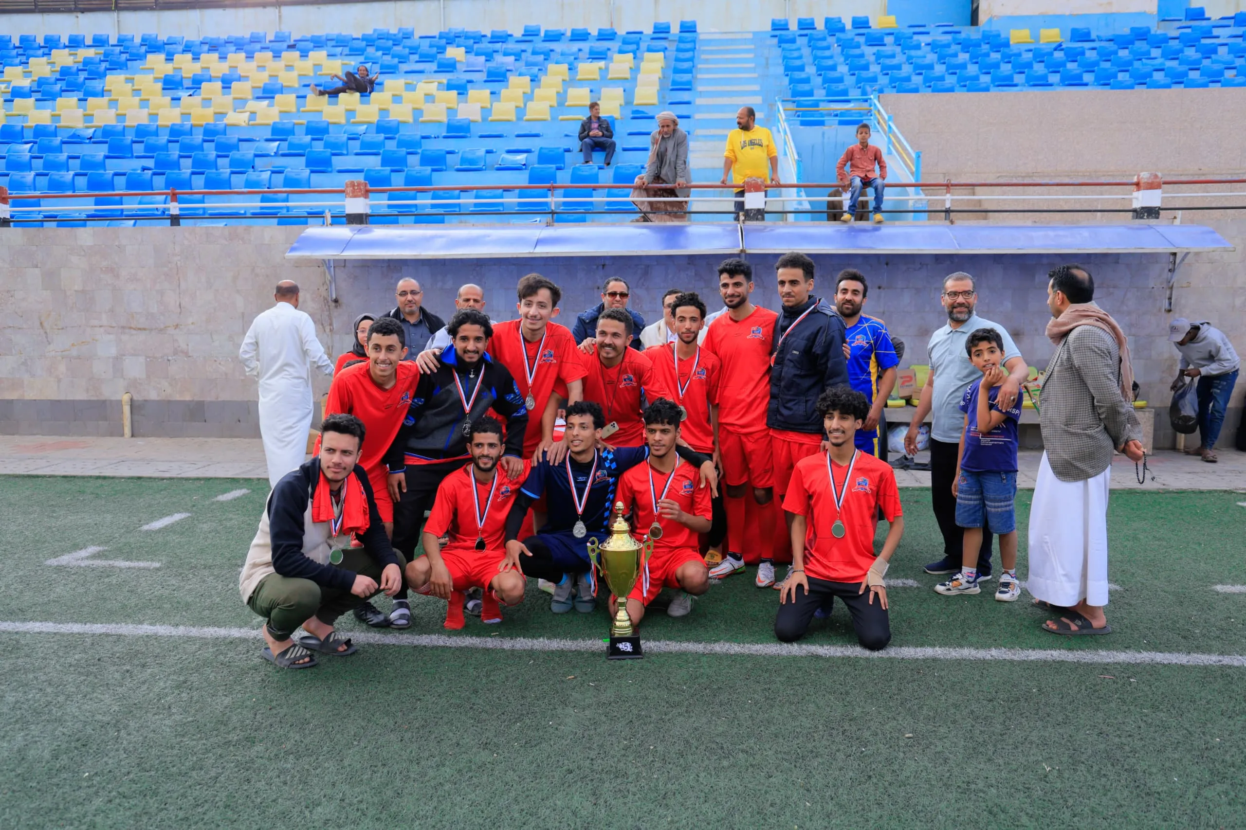 إختتام بطولة الدوري الرمضاني لكرة القدم بين كليات الجامعة بتتويج قسم العلوم المالية والمصرفية بطلاً للبطولة