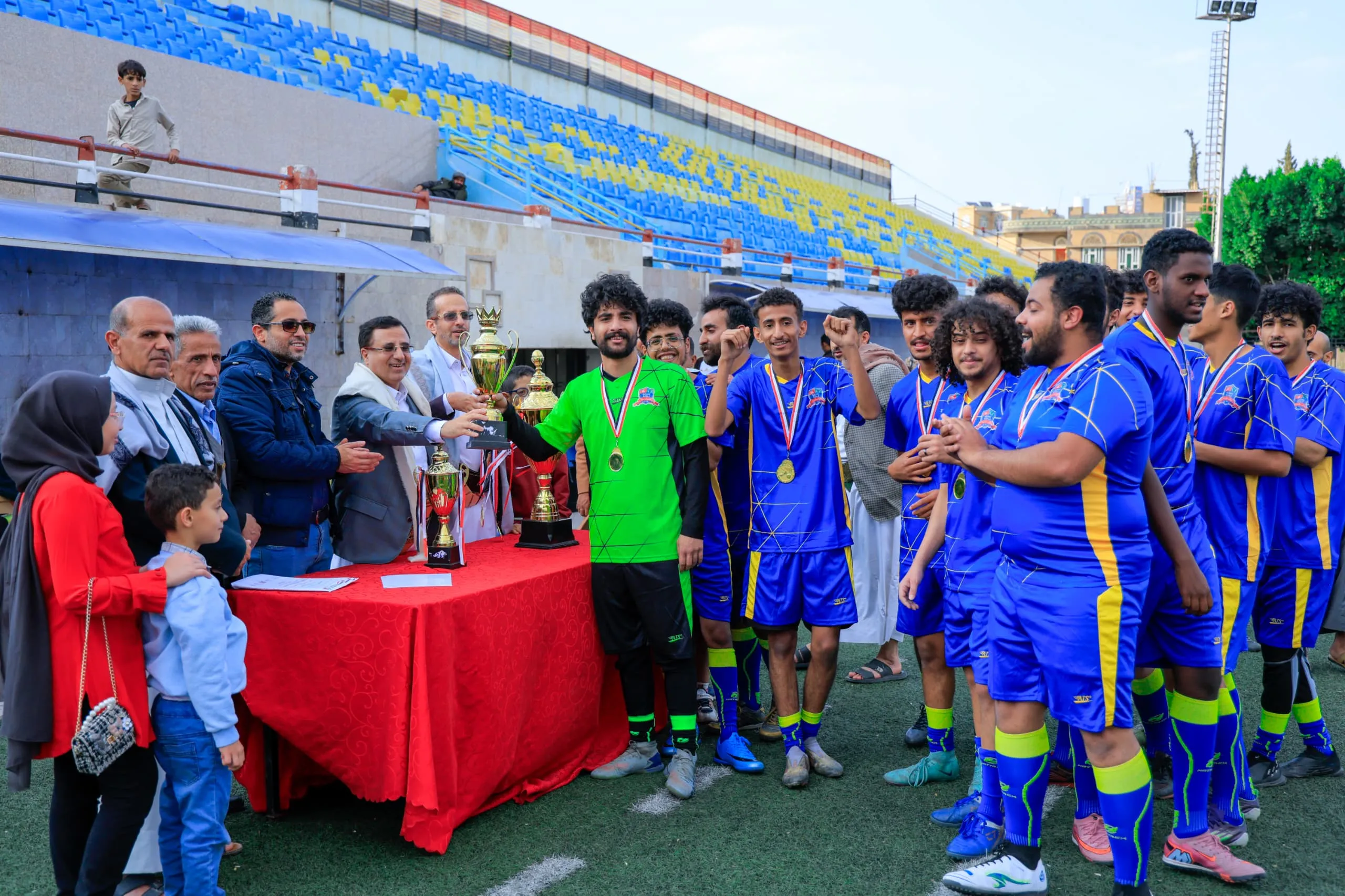 إختتام بطولة الدوري الرمضاني لكرة القدم بين كليات الجامعة بتتويج قسم العلوم المالية والمصرفية بطلاً للبطولة