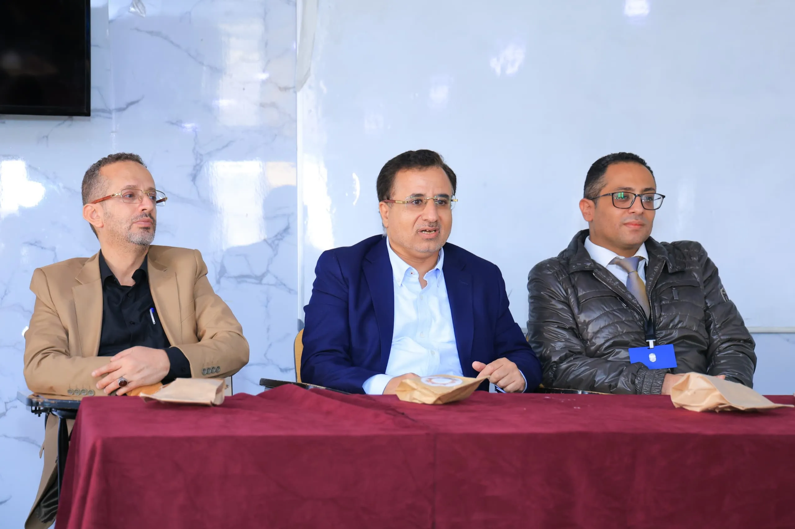 الجامعة الإماراتية تعقد لقاءً موسعاً لتبادل تهاني عيد الفطر وتستعرض استعداداتها للقبول والتسجيل