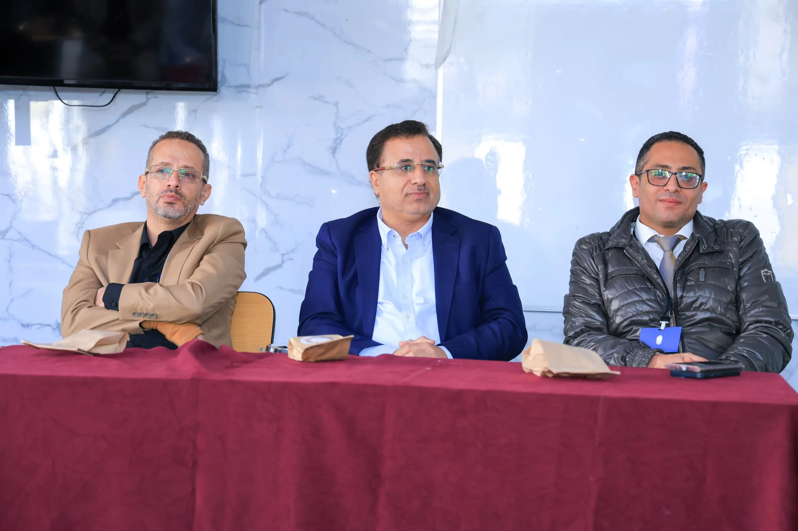 الجامعة الإماراتية تعقد لقاءً موسعاً لتبادل تهاني عيد الفطر وتستعرض استعداداتها للقبول والتسجيل