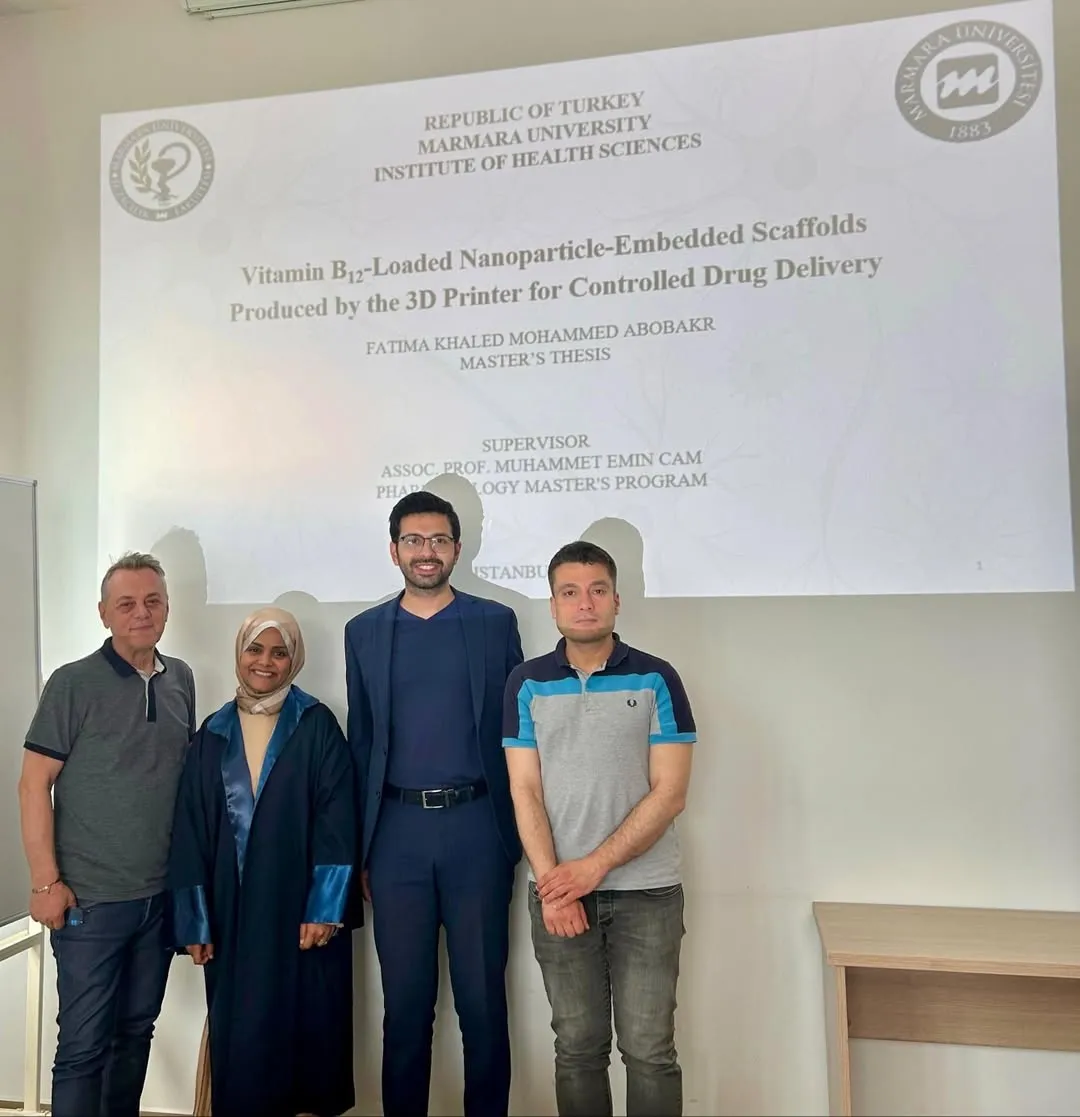 بحث مبتكر في التوصيل الدوائي بتقنية النانو تكنولوجي لفيتامين B12 يمنح خريجة الجامعة الإماراتية فاطمة أبوبكر درجة الماجستير من جامعة مرمرة التركية