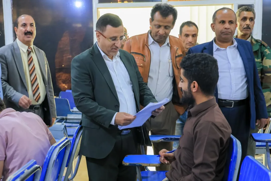 تدشين الإمتحانات النهائية للفصل الدراسي الثاني بكلية الطب والعلوم الصحية لطلبة المستويات الثاني فأعلى