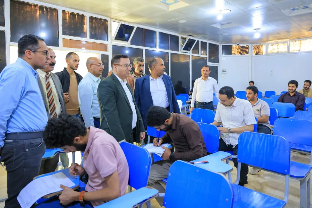 تدشين الإمتحانات النهائية للفصل الدراسي الثاني بكلية الطب والعلوم الصحية لطلبة المستويات الثاني فأعلى