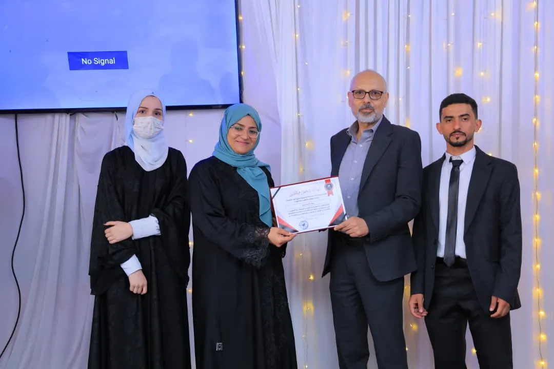 "أثر" تصنع الفرق.. طلبة طب الأسنان المستوى الخامس يحتفون بصنّاع رحلتهم التعليمية