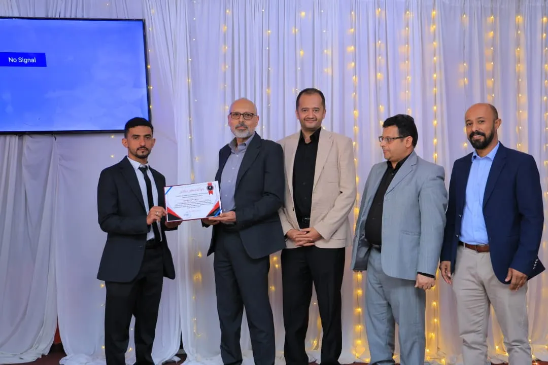 "أثر" تصنع الفرق.. طلبة طب الأسنان المستوى الخامس يحتفون بصنّاع رحلتهم التعليمية