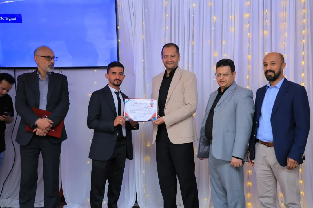 "أثر" تصنع الفرق.. طلبة طب الأسنان المستوى الخامس يحتفون بصنّاع رحلتهم التعليمية