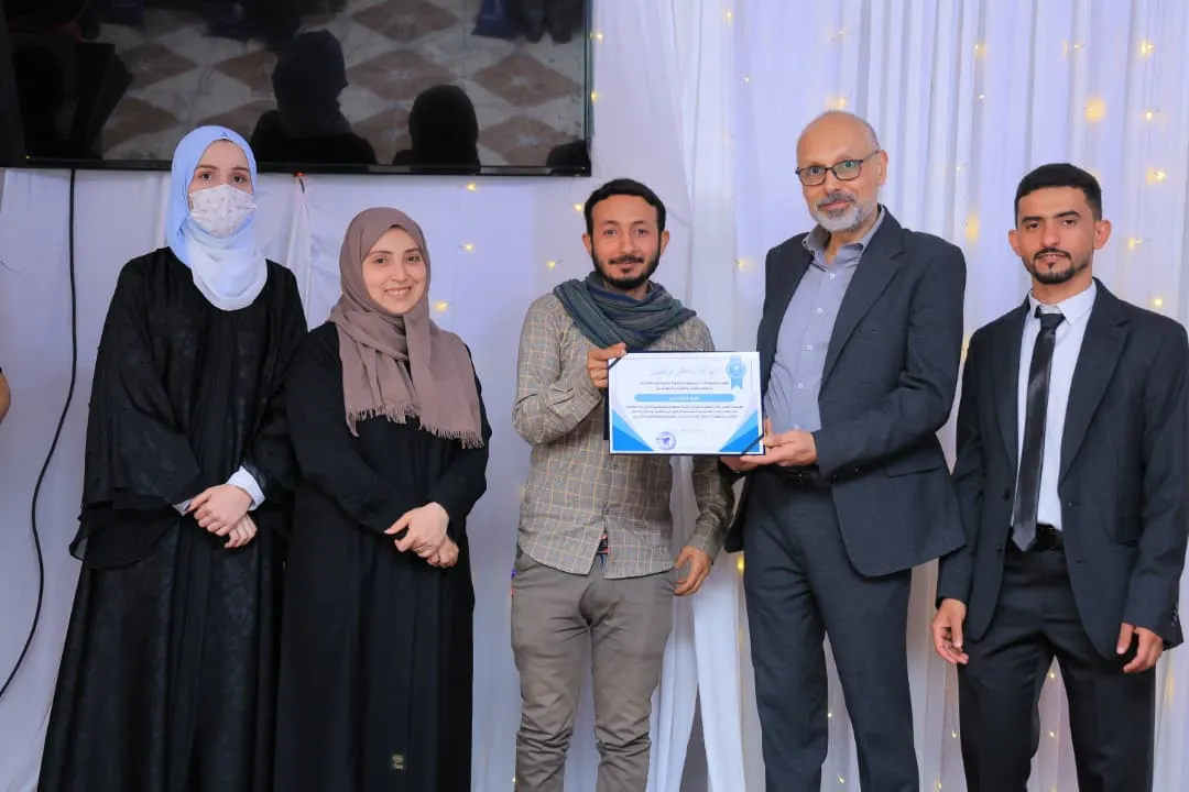 "أثر" تصنع الفرق.. طلبة طب الأسنان المستوى الخامس يحتفون بصنّاع رحلتهم التعليمية