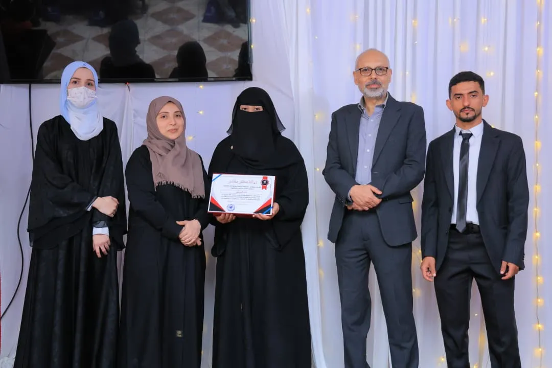 "أثر" تصنع الفرق.. طلبة طب الأسنان المستوى الخامس يحتفون بصنّاع رحلتهم التعليمية