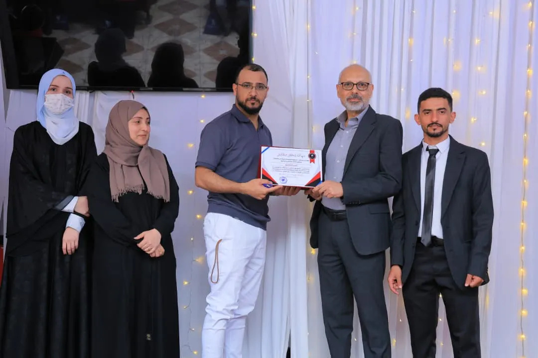 "أثر" تصنع الفرق.. طلبة طب الأسنان المستوى الخامس يحتفون بصنّاع رحلتهم التعليمية