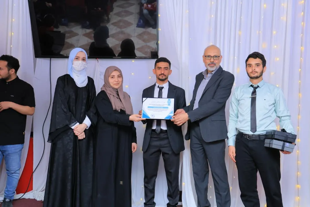 "أثر" تصنع الفرق.. طلبة طب الأسنان المستوى الخامس يحتفون بصنّاع رحلتهم التعليمية