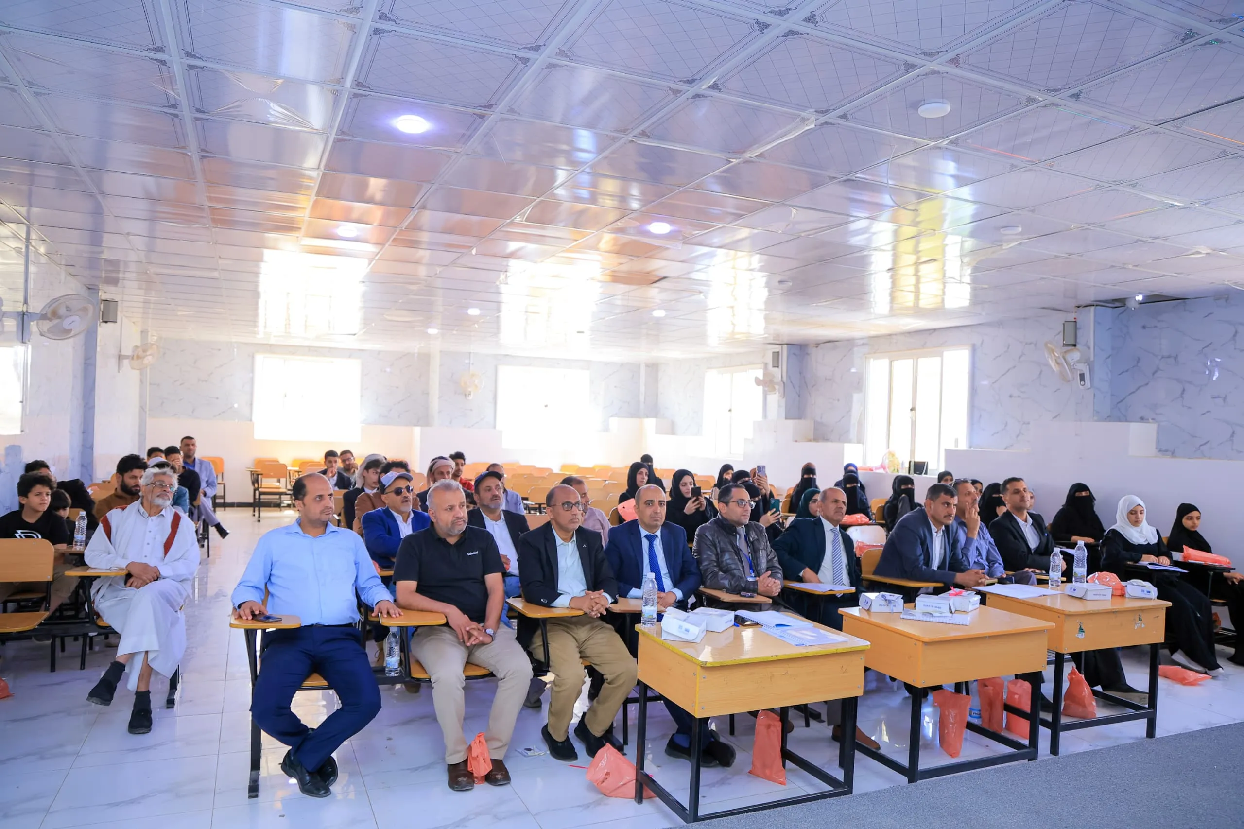 انطلاقة نوعية لمستقبل رقمي آمن.. كلية الهندسة تدشّن مناقشات مشاريع التخرج بمشروع ابتكاري في أمن المعلومات