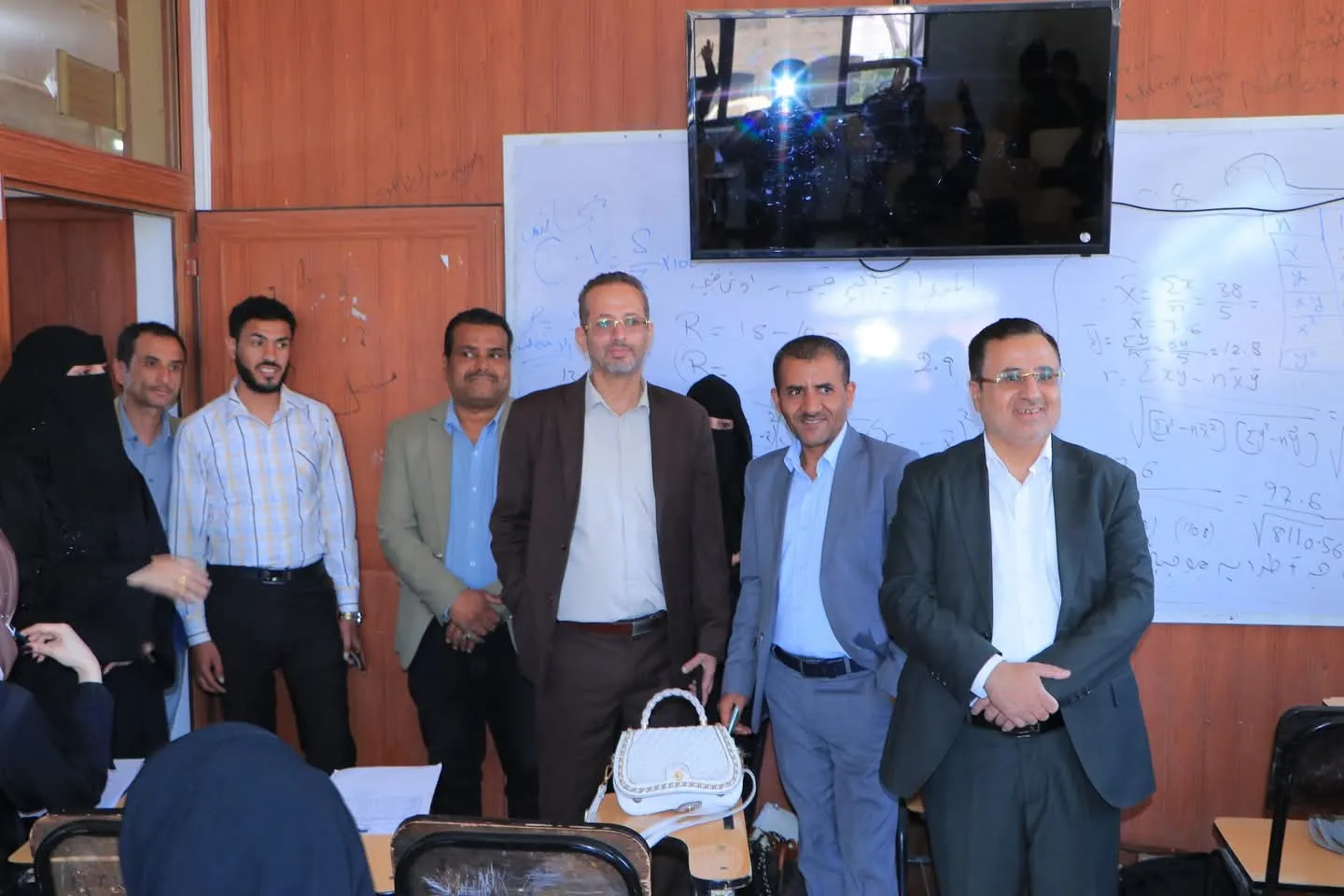 A confident start to exams at the College of Dentistry... University leadership launches second semester exams for levels two and above