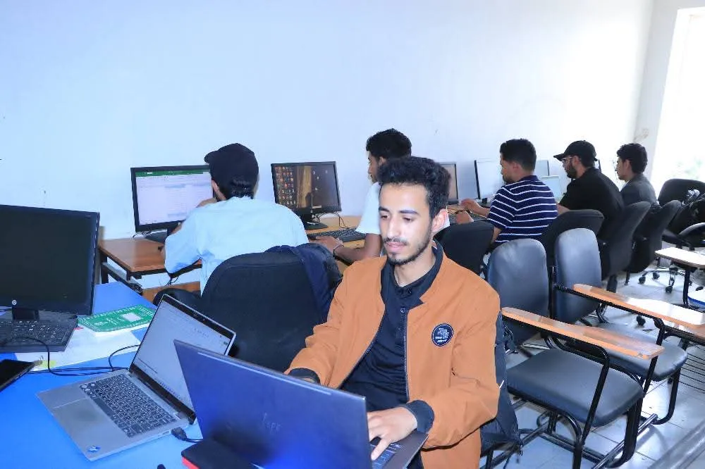 A remarkable conclusion that translates ambition into skill... Students of the College of Administrative Sciences confidently complete two specialized courses, ready for the job market.