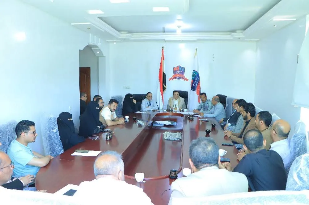 With a forward-looking vision towards excellence, the UAE University discusses marketing plans for admissions and registration for the academic year 1448 AH in an extensive meeting with the faculty of the College of Engineering.